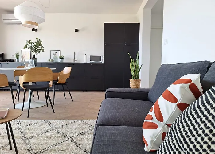 Sea View Apartments Ivana